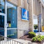 Suntrust Bank entrance